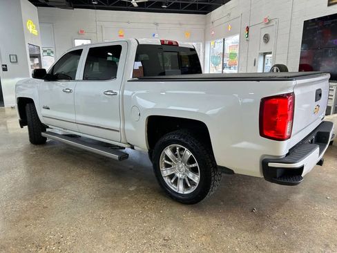 Used 2017 Chevrolet Silverado 1500 High Country AWD/4WD image 9