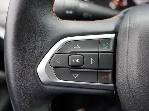 Certified 2022 Jeep Compass Limited image 32