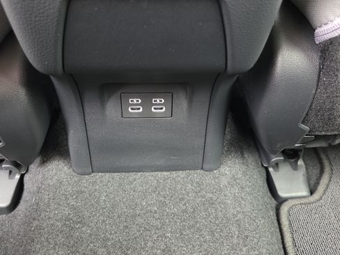 Certified 2025 Toyota Prius LE FWD image 13
