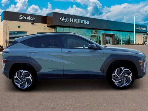 New 2026 Hyundai Kona SEL Premium image 9