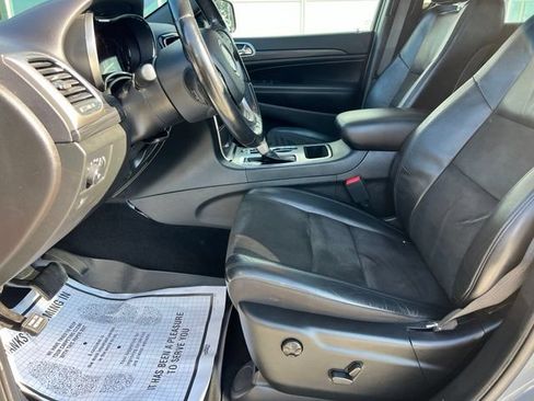 Used 2021 Jeep Grand Cherokee Laredo X AWD/4WD image 20