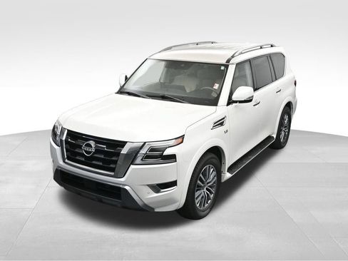 Used 2022 Nissan Armada SV w/ SV Appearance Package RWD image 18