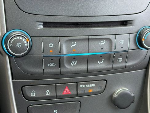 Used 2013 Chevrolet Malibu LS w/ Protection Package FWD image 17