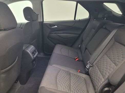 Used 2019 Chevrolet Equinox LT image 18