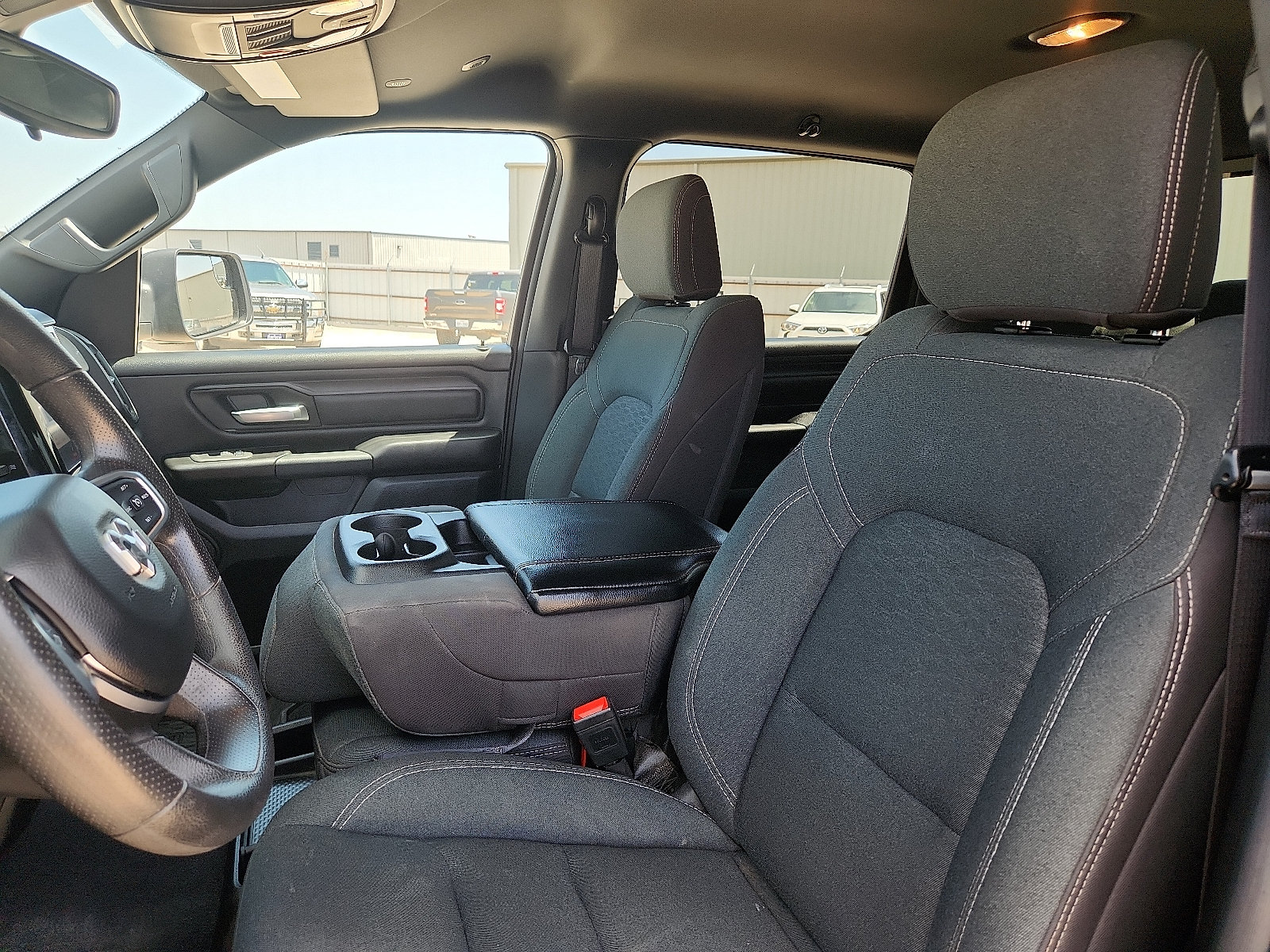 Used 2025 RAM 1500 Warlock AWD/4WD image 13