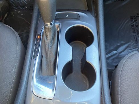 Used 2020 Chevrolet Malibu LS image 19