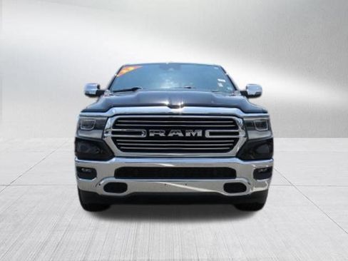 Used 2023 RAM 1500 Laramie AWD/4WD image 9