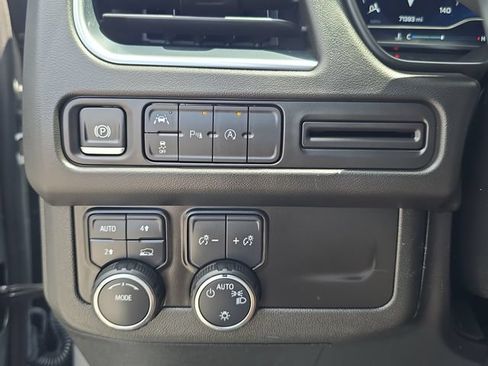 Certified 2024 Chevrolet Suburban LT AWD/4WD image 25