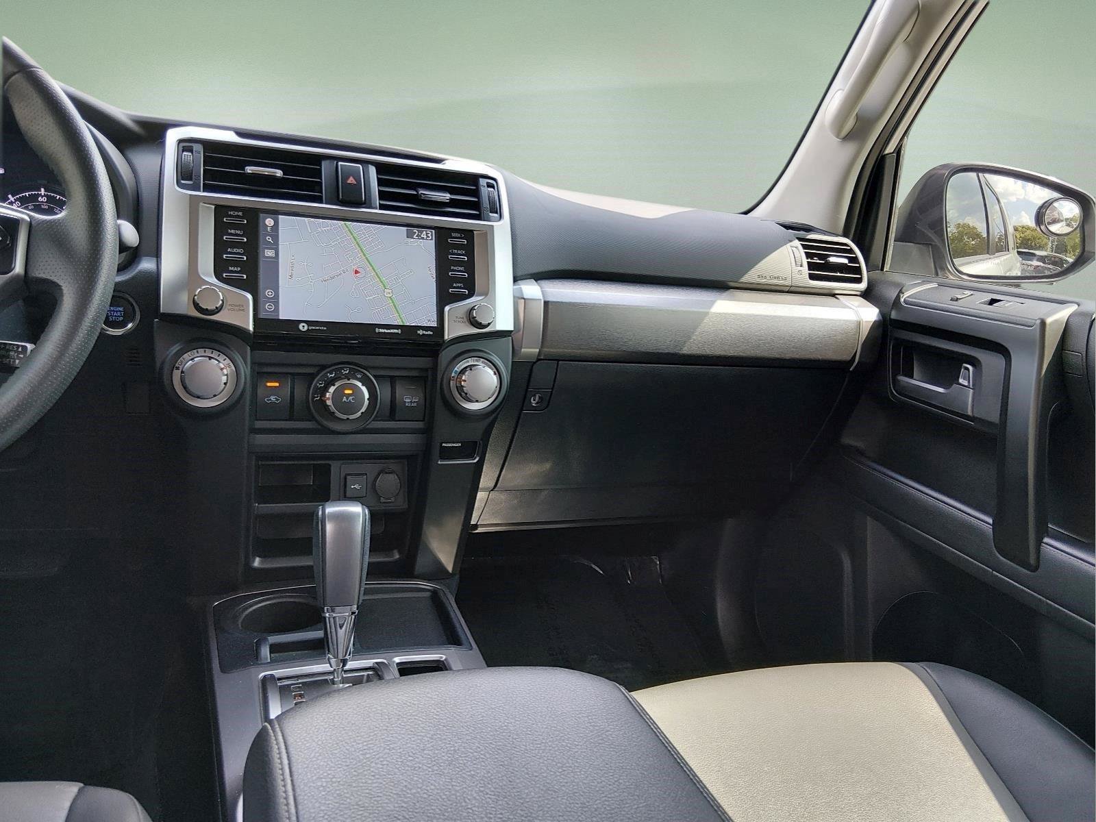 Used 2021 Toyota 4Runner SR5 Premium w/ Moonroof Package RWD image 11