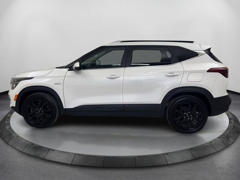Used 2023 Kia Seltos EX AWD/4WD image 9