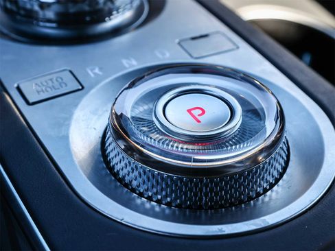 Used 2025 Genesis GV70 3.5T Sport w/ Sport Advanced Package image 24