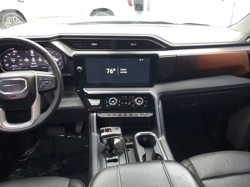 Used 2024 GMC Sierra 1500 Denali w/ Denali Reserve Package AWD/4WD image 14