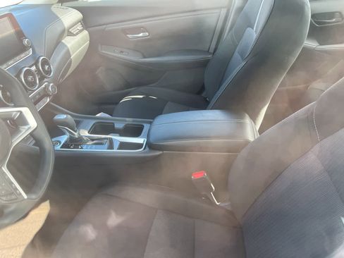 Used 2025 Nissan Sentra SV image 25