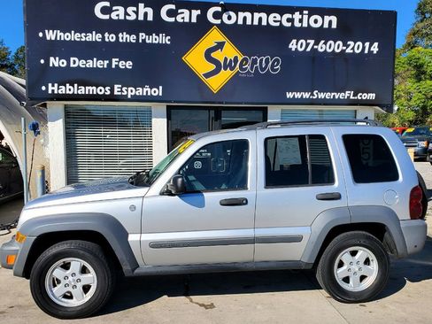 Used 2005 Jeep Liberty Sport image 10