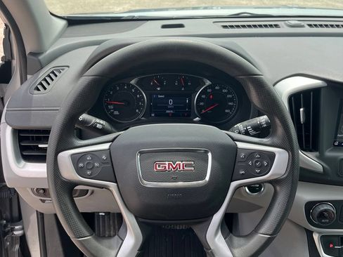 Used 2023 GMC Terrain SLE w/ Driver Convenience Package FWD image 21