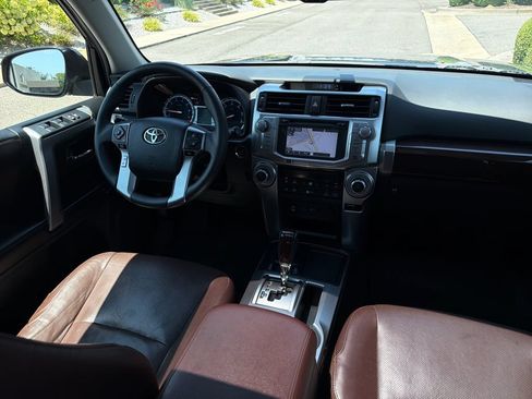 Used 2017 Toyota 4Runner Limited RWD image 39