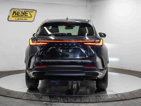 Used 2025 Lexus NX 250 FWD image 3