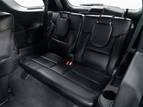 Used 2020 Ford Explorer ST w/ ST Street Pack image 6