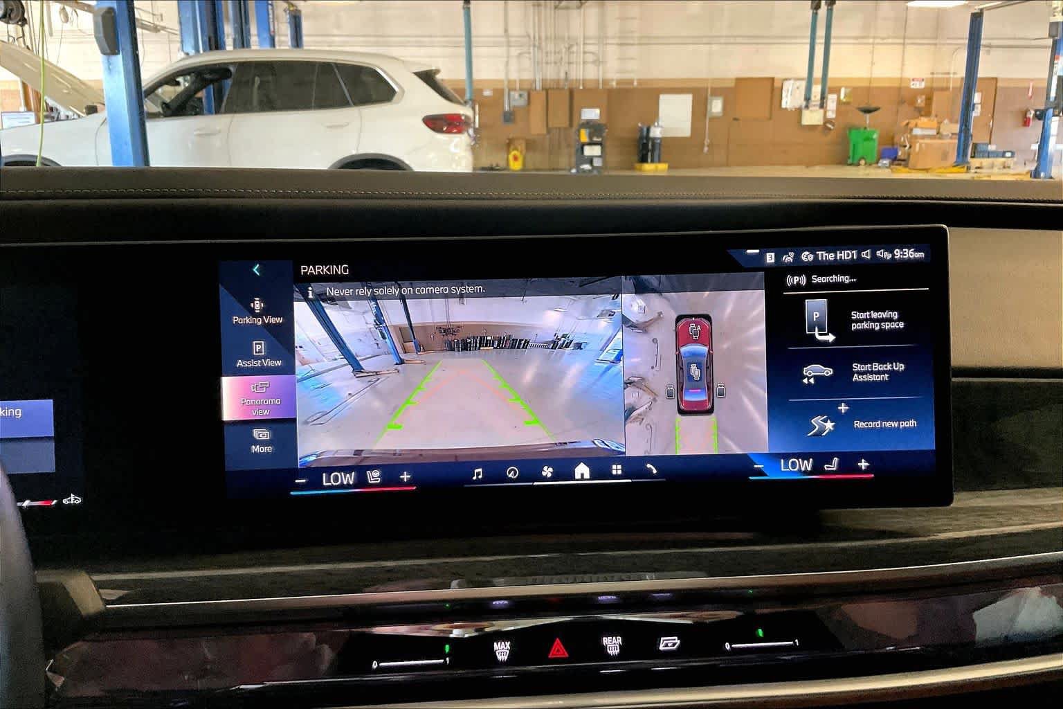 Used 2023 BMW 740i RWD image 27