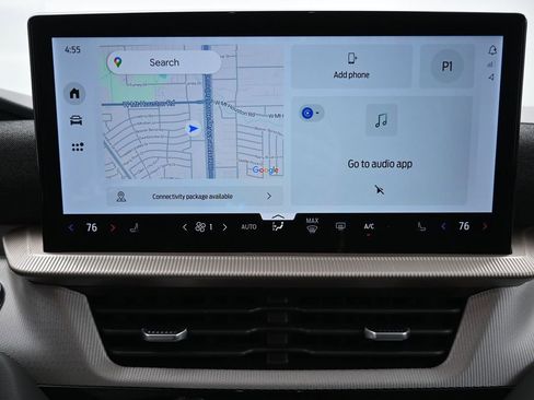 New 2026 Ford Explorer Active image 4