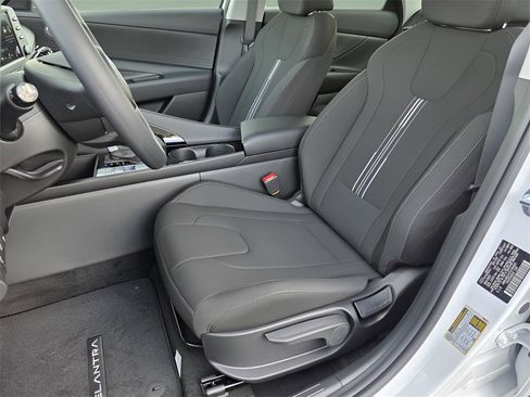 New 2026 Hyundai Elantra Blue image 13