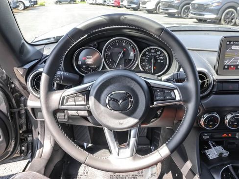 Used 2023 MAZDA MX-5 Miata Grand Touring RWD image 19