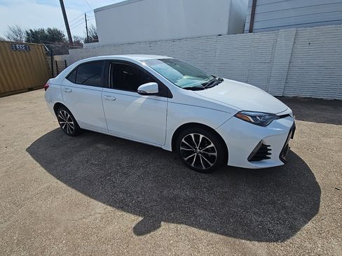 Used 2019 Toyota Corolla SE image 11