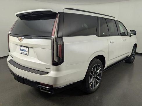 Used 2021 Cadillac Escalade ESV Sport Platinum image 7