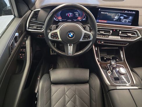 Used 2023 BMW X5 xDrive40i w/ Executive Package image 12