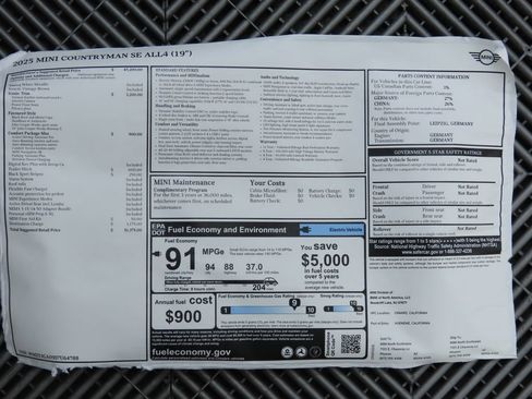 New 2025 MINI Cooper Countryman SE w/ Comfort Package Max image 9