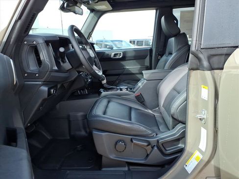 New 2025 Ford Bronco Big Bend AWD/4WD image 13
