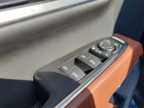 Used 2025 GMC Sierra 3500 Denali Ultimate image 59