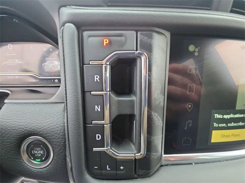 Used 2024 GMC Yukon XL Denali image 20