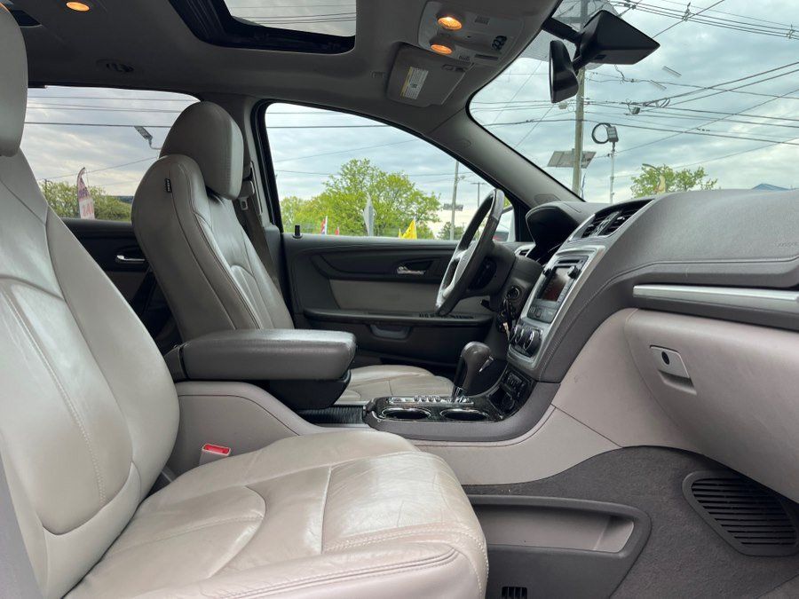 Used 2017 GMC Acadia Limited SLT AWD/4WD image 26
