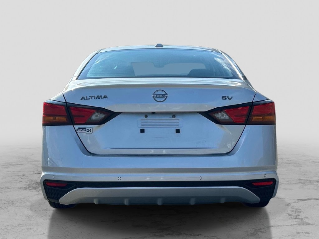 Certified 2024 Nissan Altima 2.5 SV FWD image 4