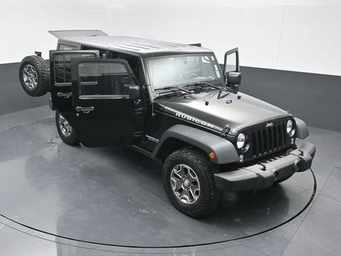 Used 2014 Jeep Wrangler Unlimited Rubicon w/ Connectivity Group image 25