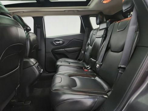 Used 2016 Jeep Cherokee Limited AWD/4WD image 25