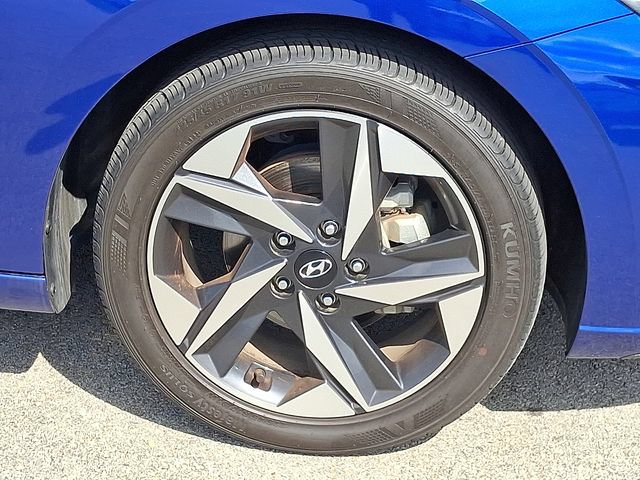 Certified 2023 Hyundai Elantra SEL w/ Convenience Package FWD image 8