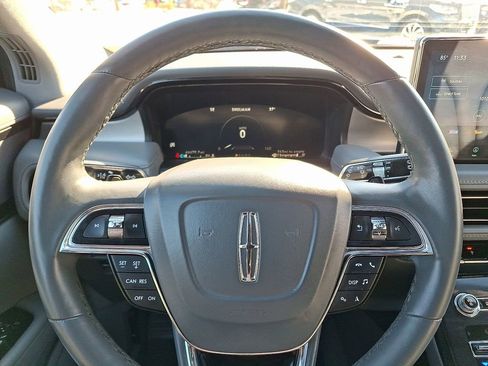 Used 2022 Lincoln Nautilus Reserve image 19
