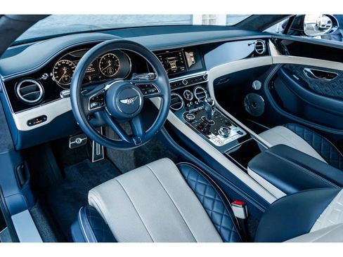 Used 2022 Bentley Continental GT V8 image 60