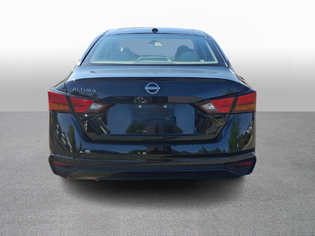 Used 2025 Nissan Altima 2.5 SV FWD image 5