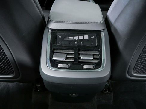 Used 2023 Volvo XC90 B6 Plus w/ Protection Package Premier AWD/4WD image 17
