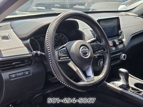 Used 2021 Nissan Altima 2.5 SR w/ SR Premium Package FWD image 8