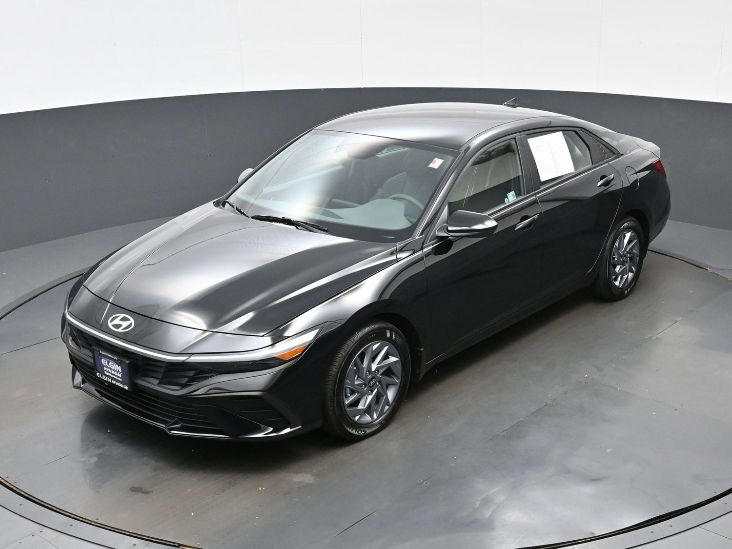 Certified 2026 Hyundai Elantra Hybrid FWD image 32