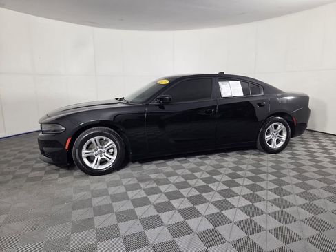 Used 2023 Dodge Charger SXT RWD image 7