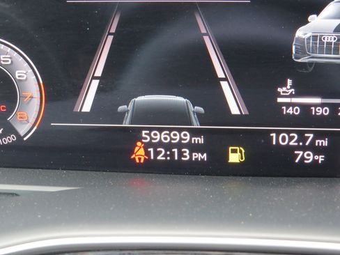 Used 2023 Audi Q7 3.0T Prestige image 27