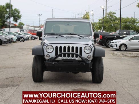 Used 2016 Jeep Wrangler Unlimited Sport AWD/4WD image 2