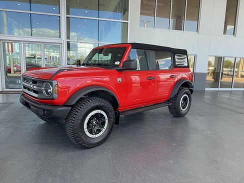 Certified 2023 Ford Bronco Big Bend w/ Sasquatch Package image 2