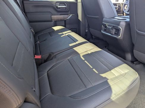 Used 2021 GMC Sierra 2500 Denali w/ Denali Ultimate Package image 14