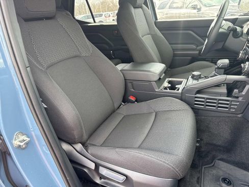 Used 2025 Toyota 4Runner SR5 image 25